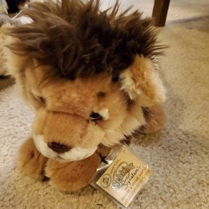 New Webkinz signature lion w tags